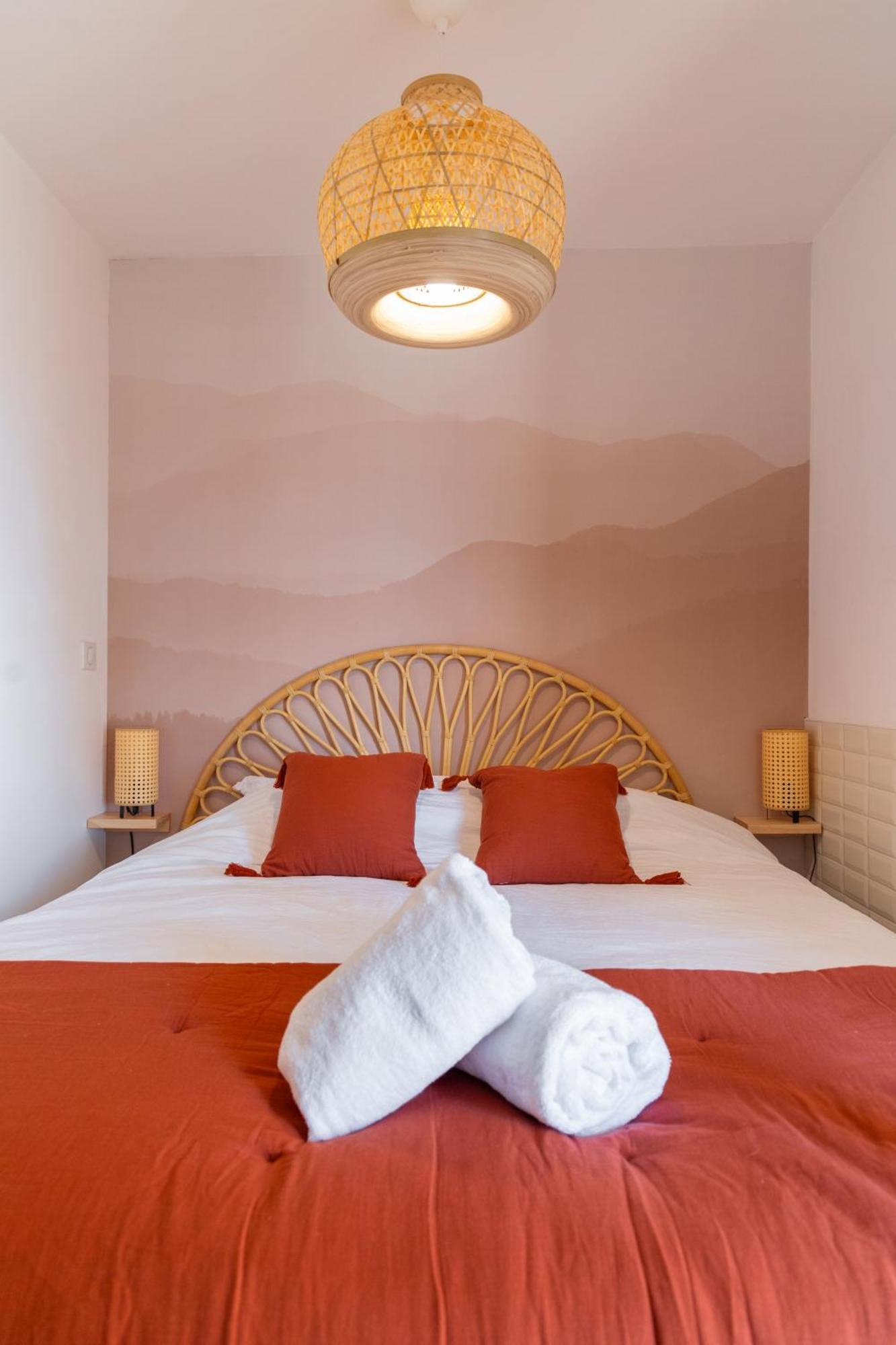 Appart Cosy, Piscine, Clim, Parking Prive - Proche Plage - Arrivee Autonome - Lit Queen Size La Seyne-sur-Mer Eksteriør bilde