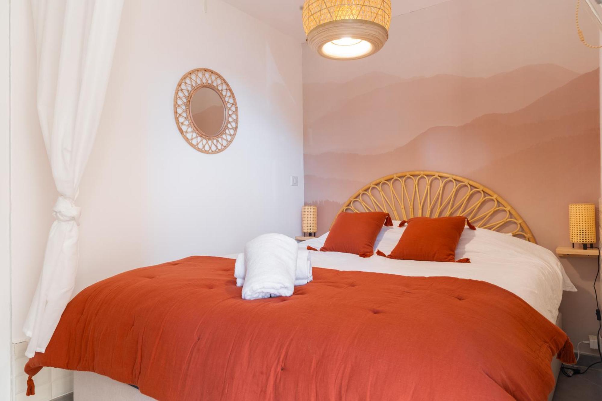 Appart Cosy, Piscine, Clim, Parking Prive - Proche Plage - Arrivee Autonome - Lit Queen Size La Seyne-sur-Mer Eksteriør bilde